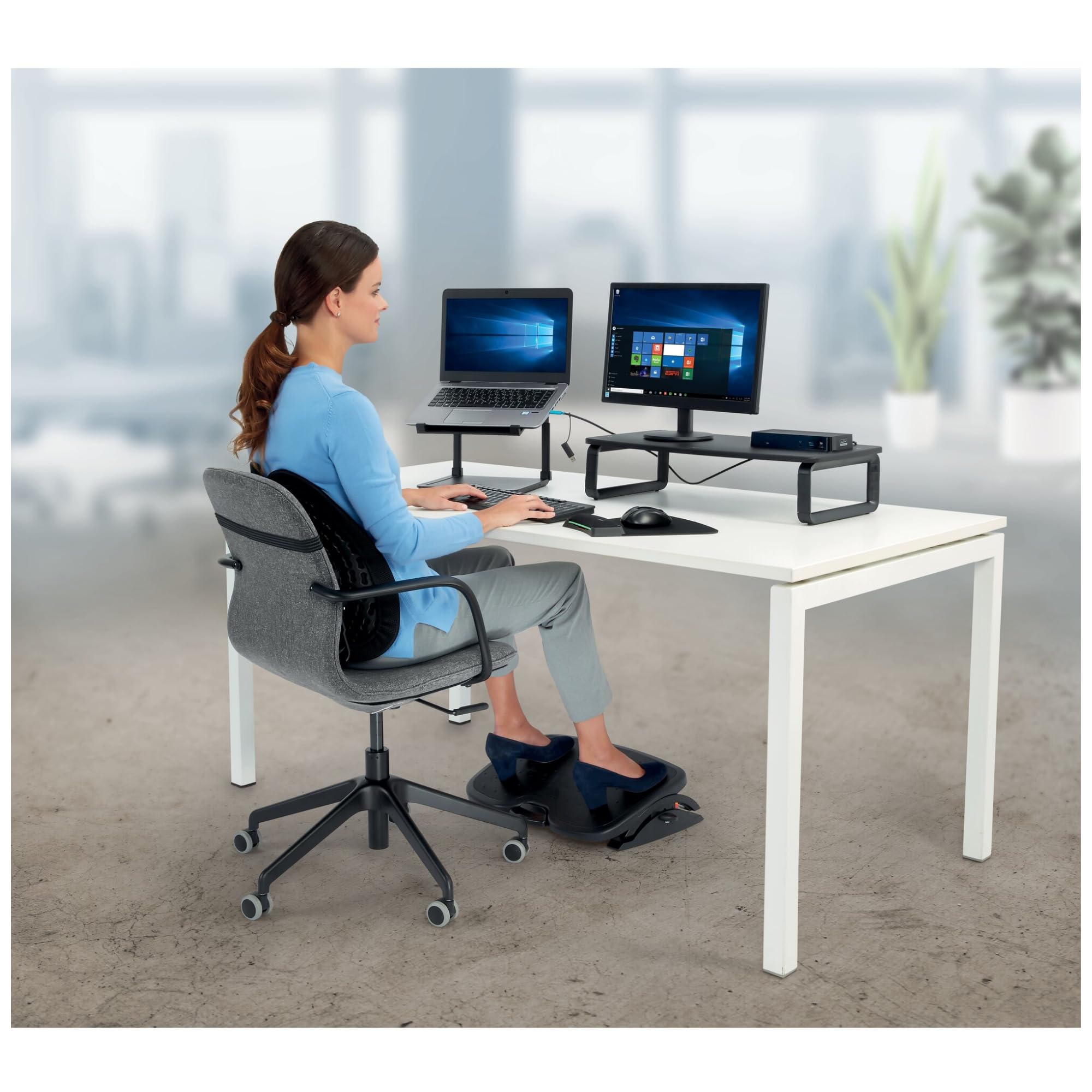 Amazon.co.jp: Kensington SmartFit Ergonomic Laptop Riser for up to